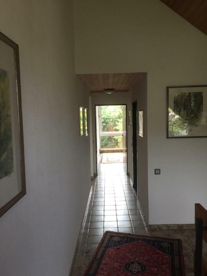 Düsseldorfer Privatzimmer Exterior foto
